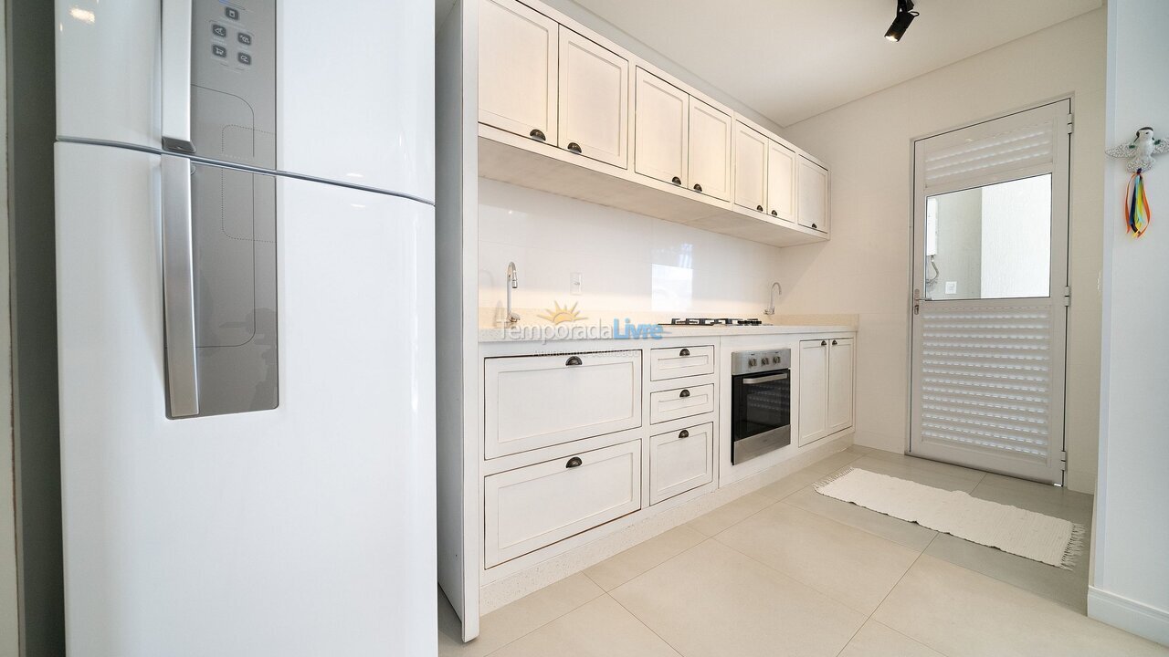 Apartment for vacation rental in Bombinhas (Mariscal)