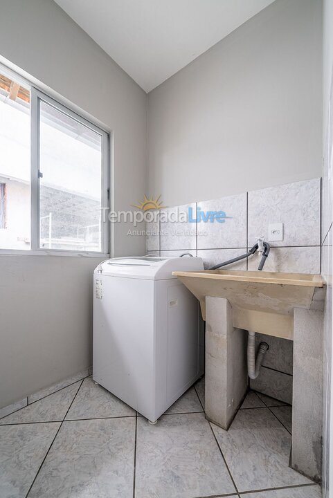 Apartamento para aluguel de temporada em Bombinhas (Canto Grande)