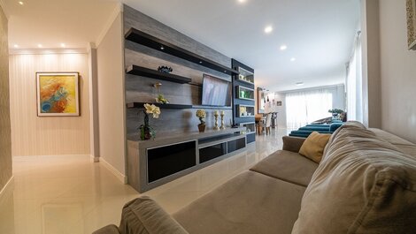 323 - Penthouse with 03 bedrooms and Jacuzzi, just 100m from...