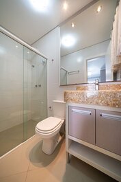 323 - Penthouse with 03 bedrooms and Jacuzzi, just 100m from...