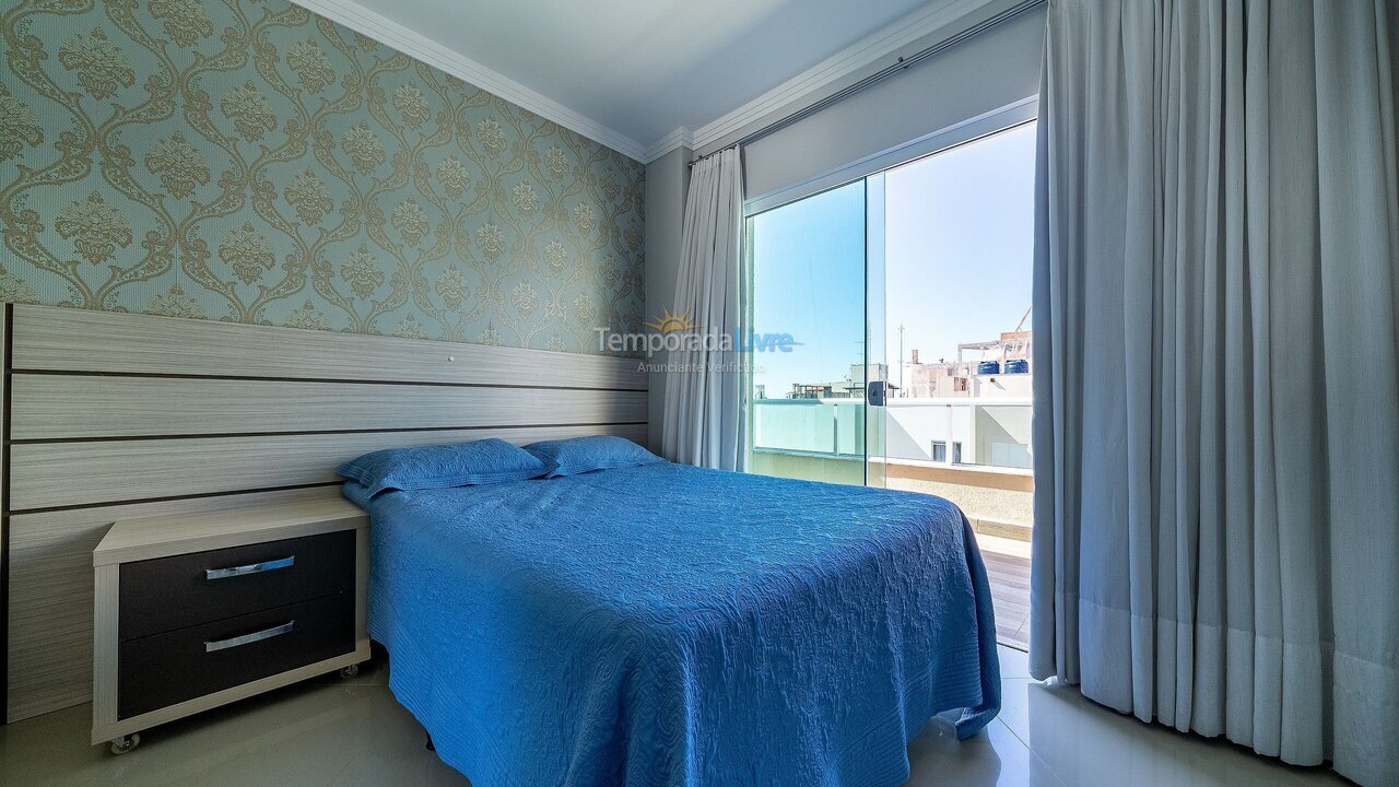 Apartment for vacation rental in Bombinhas (Praia de Bombas)