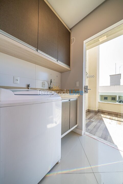 Apartment for vacation rental in Bombinhas (Praia de Bombas)