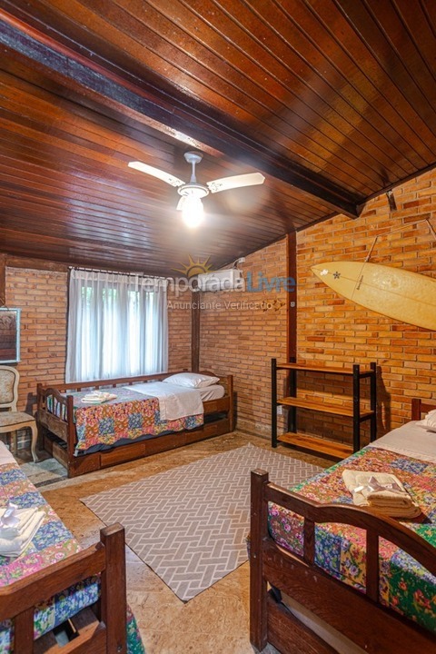 House for vacation rental in São Sebastião (Camburi)