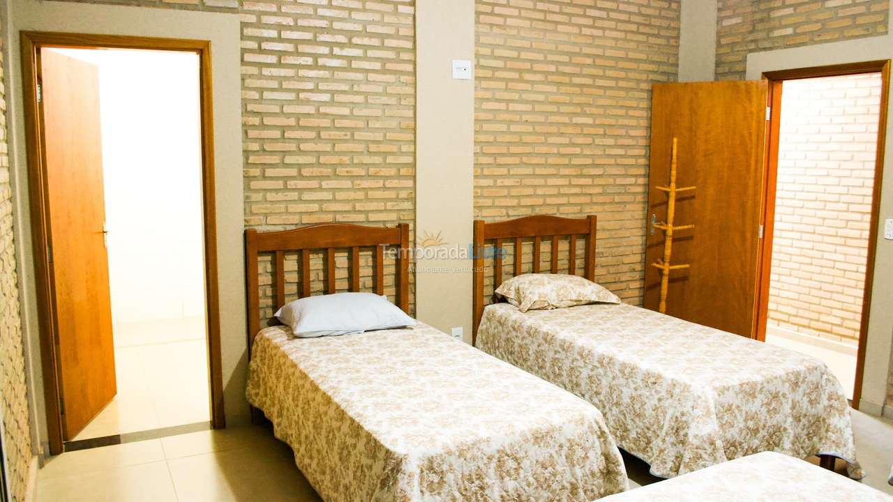 Casa para alquiler de vacaciones em Olímpia (Thermas Dos Laranjais)