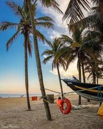 Apartment with partial sea view