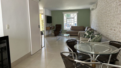 Casa adosada en condominio con 4 suites - Praia de Juquehy