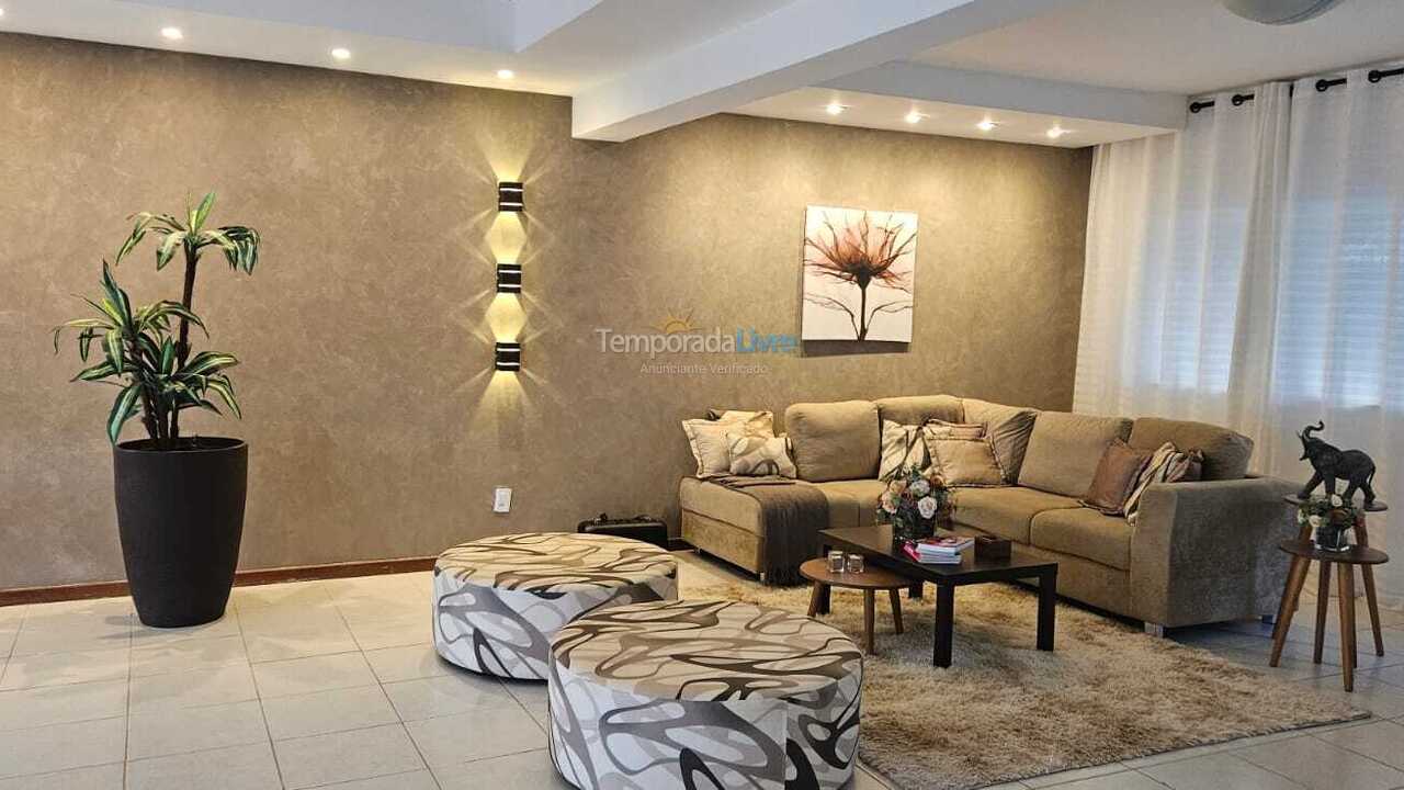 Casa para alquiler de vacaciones em Camaçari (Praia de Guarajuba)