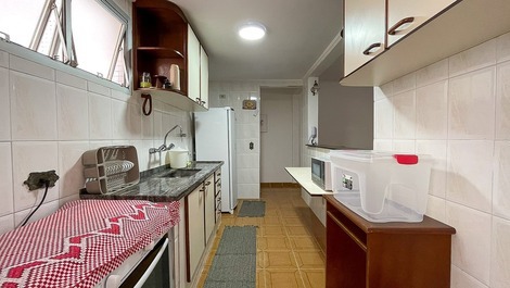 Guarujá apartment, cove beach, great location