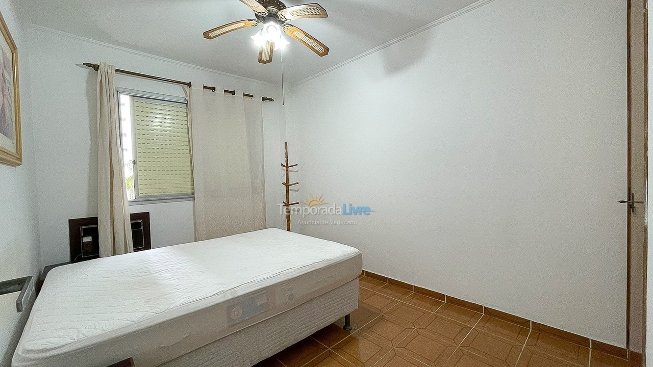 Apartment for vacation rental in Guarujá (Enseada)