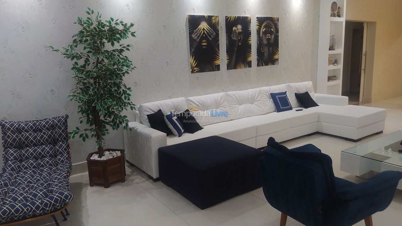 Apartment for vacation rental in Guarujá (Pitangueiras)