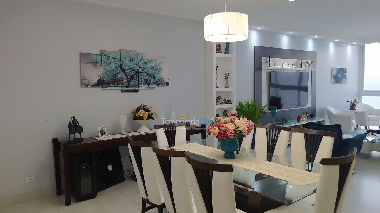 Apartment for vacation rental in Guarujá (Pitangueiras)