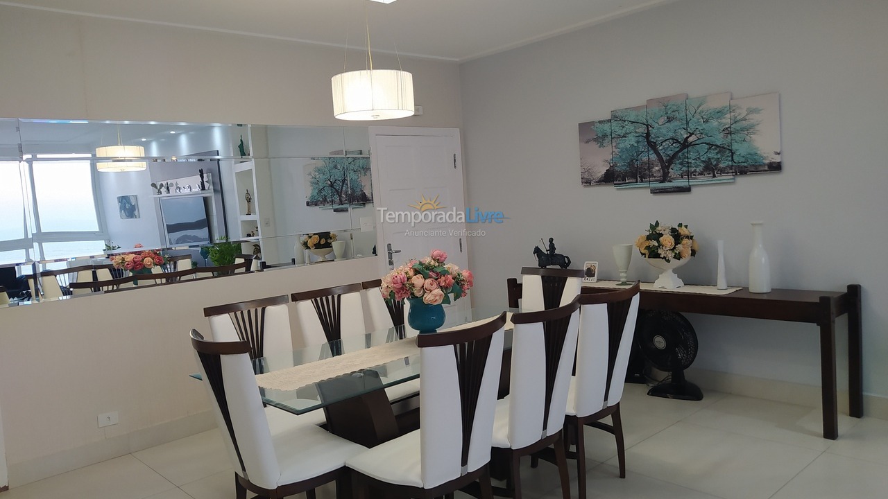 Apartment for vacation rental in Guarujá (Pitangueiras)