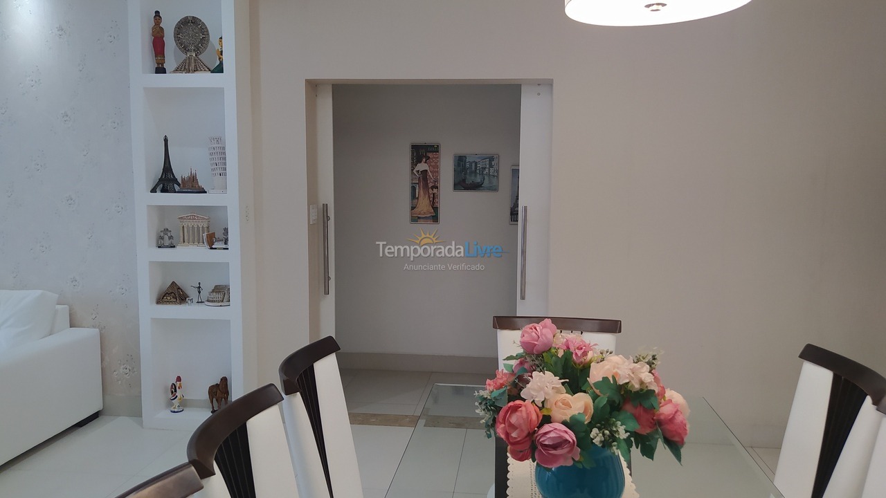 Apartment for vacation rental in Guarujá (Pitangueiras)