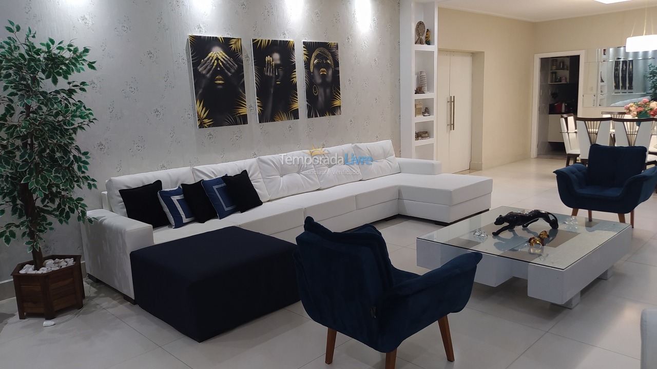 Apartment for vacation rental in Guarujá (Pitangueiras)