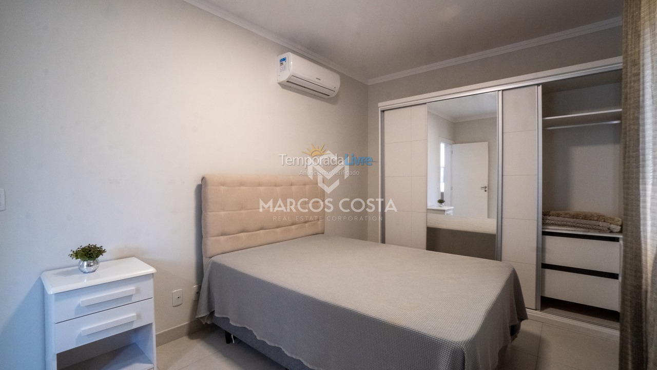 Apartamento para alquiler de vacaciones em Bombinhas (Praia de Bombas)