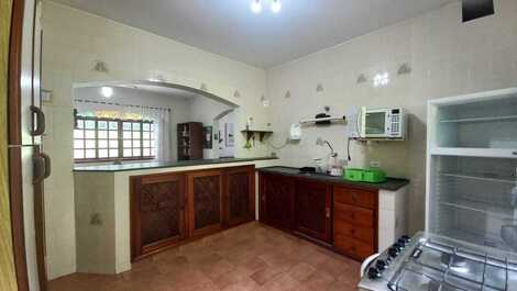 Casa térrea no Itagua perto do Restaurante Raizes