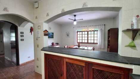 Casa térrea no Itagua perto do Restaurante Raizes