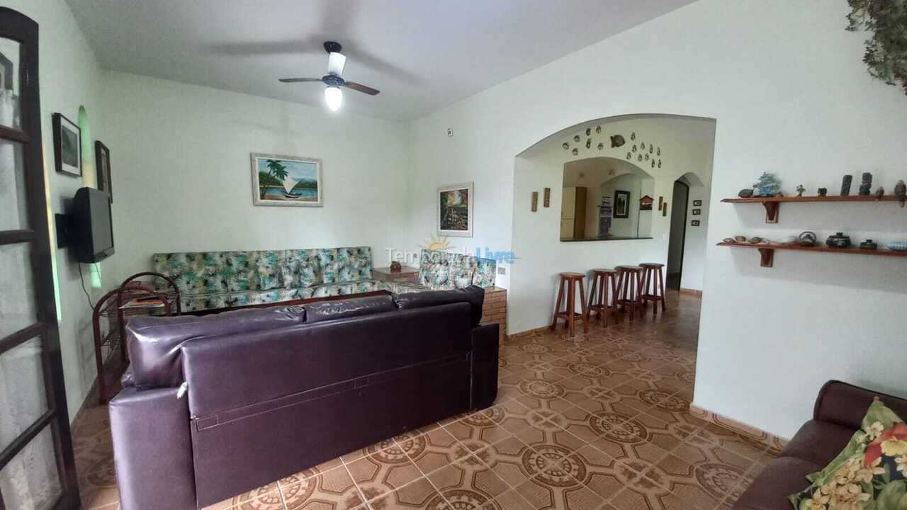 Casa para aluguel de temporada em Ubatuba (Itaguá)