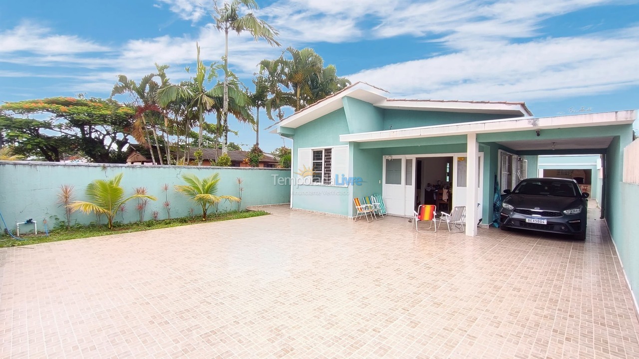 Casa para aluguel de temporada em Pontal do Paraná (Praia de Leste)