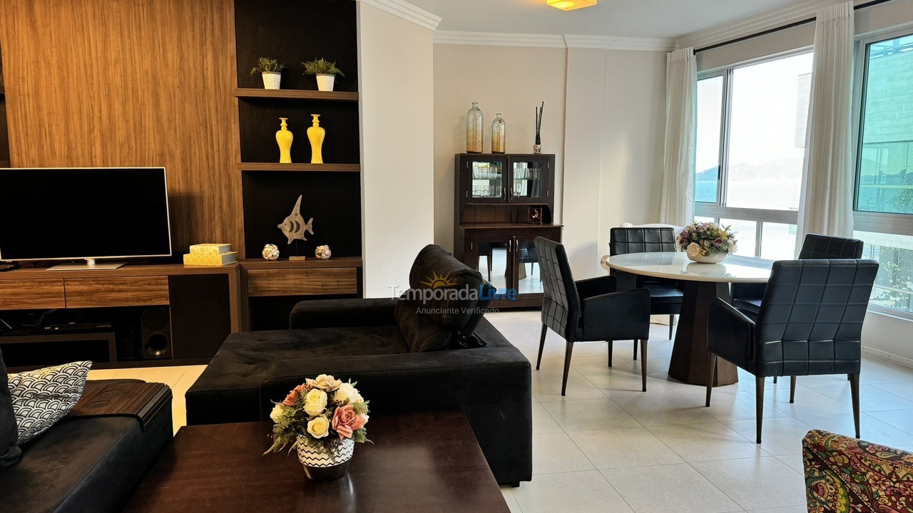 Apartment for vacation rental in Itapema (Meia Praia)