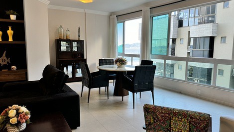 3 SUITES 1, SIDE VIEW OF THE SEA, IN THE HEART OF HALF BEACH