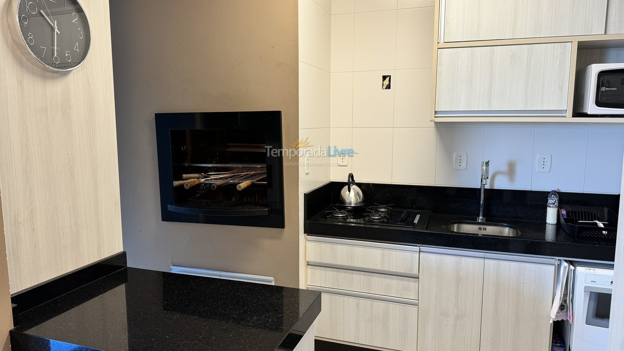 Apartment for vacation rental in Itapema (Meia Praia)