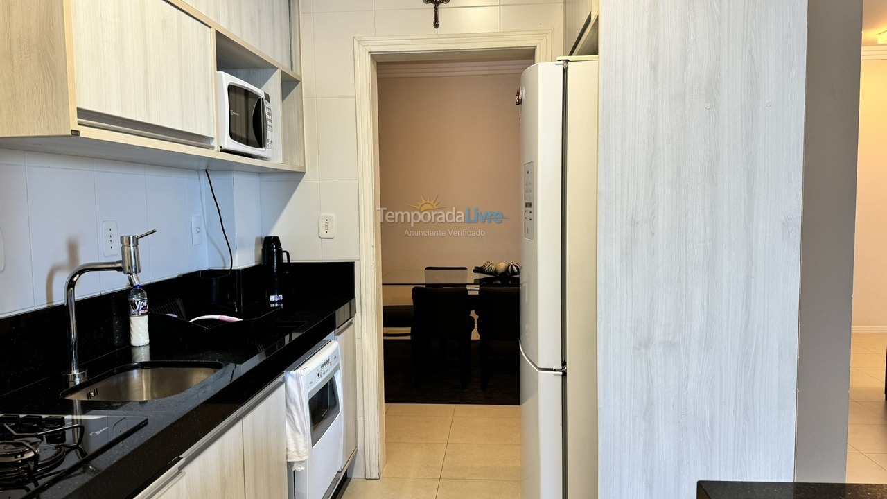 Apartment for vacation rental in Itapema (Meia Praia)