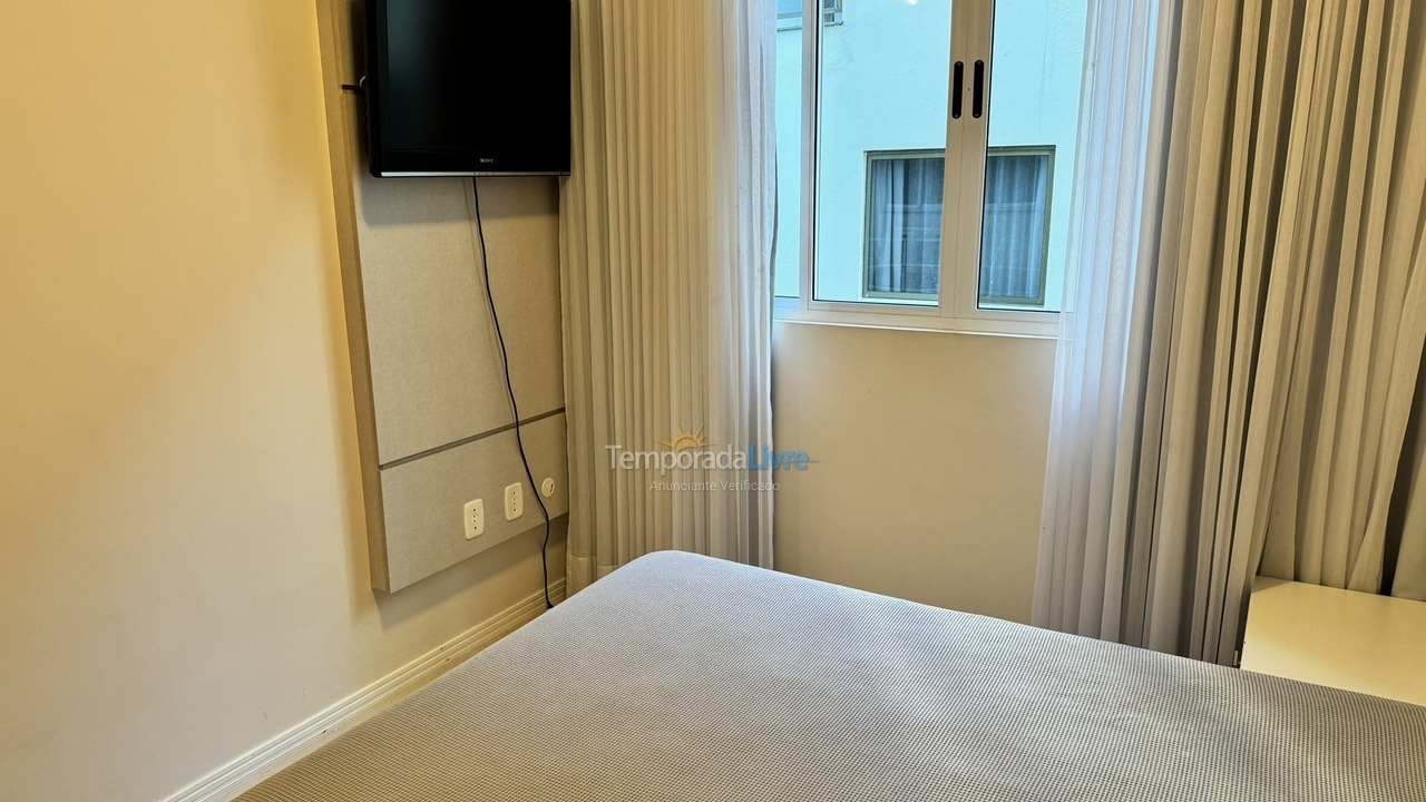 Apartment for vacation rental in Itapema (Meia Praia)