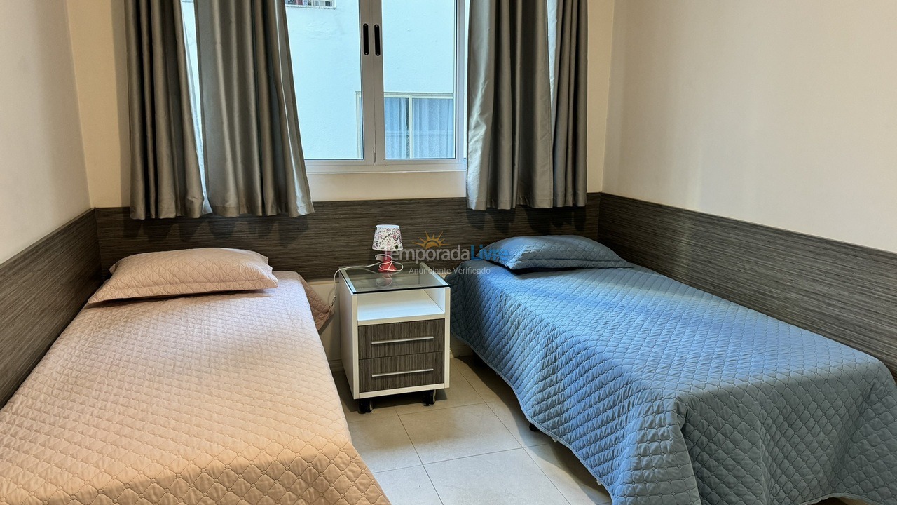 Apartment for vacation rental in Itapema (Meia Praia)