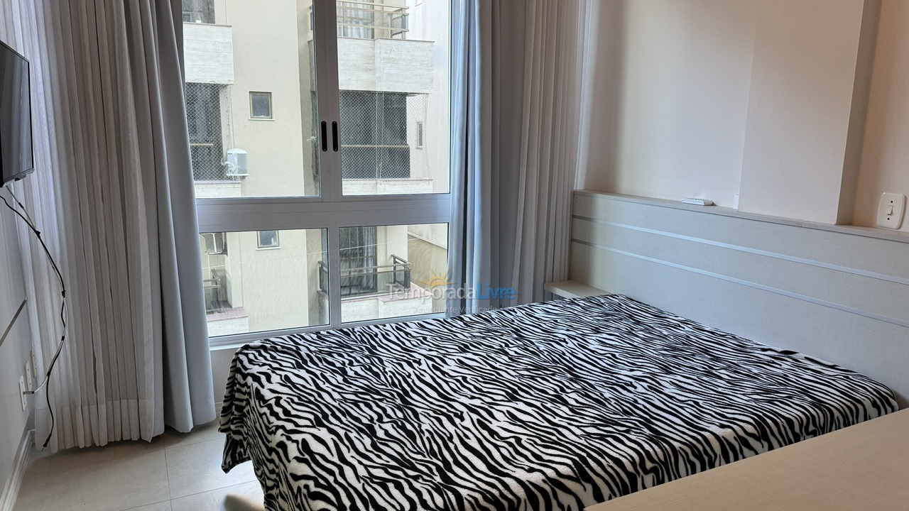 Apartment for vacation rental in Itapema (Meia Praia)