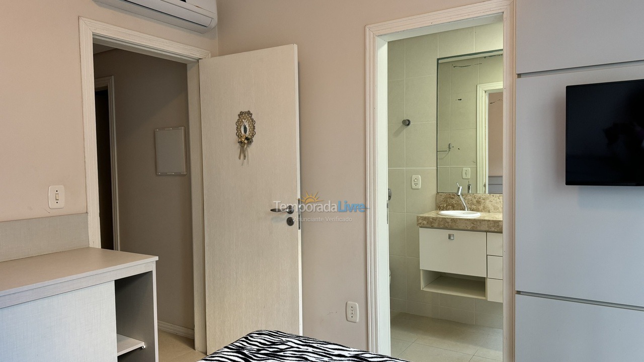 Apartment for vacation rental in Itapema (Meia Praia)