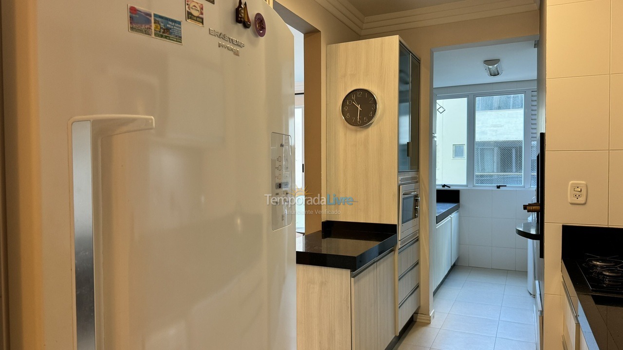 Apartment for vacation rental in Itapema (Meia Praia)