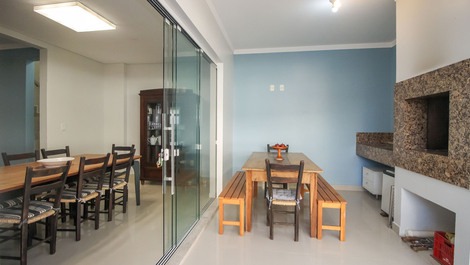 House for 10 people in a condominium facing the sea in Quatro Ilhas