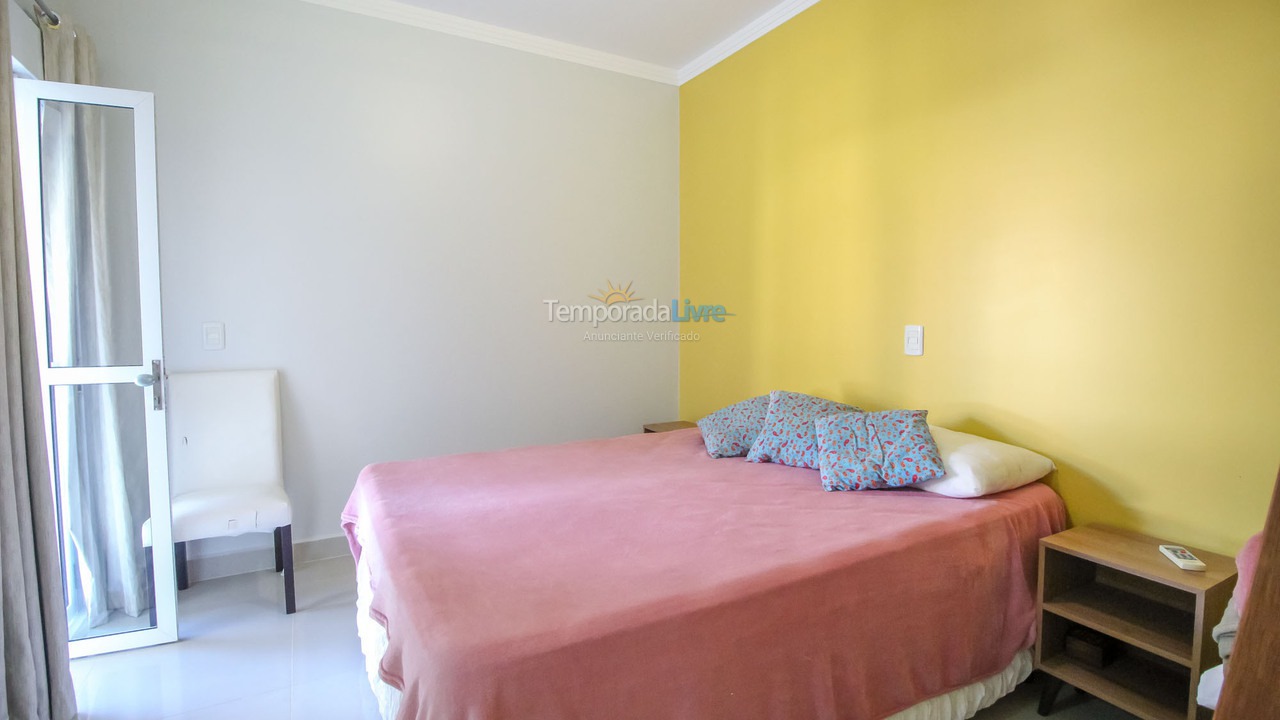 House for vacation rental in Bombinhas (Praia de Quatro Ilhas)