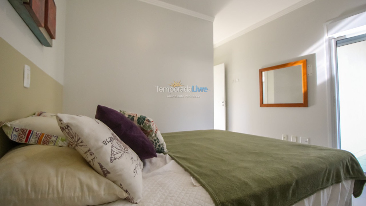 House for vacation rental in Bombinhas (Praia de Quatro Ilhas)