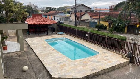 Apt. martim de sá 2 pain. pool air conditioning 103 A