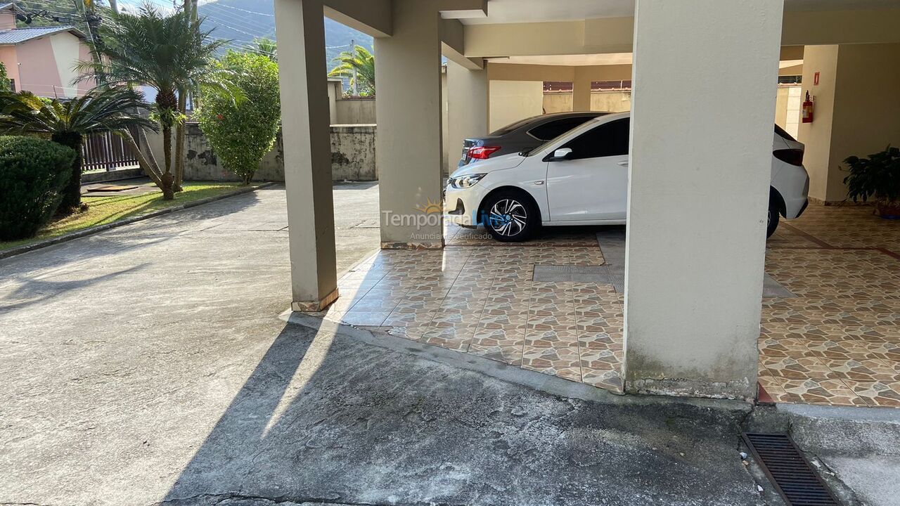 Apartment for vacation rental in Caraguatatuba (Martim de Sá)