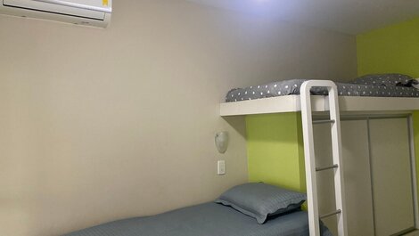 CASA SOL E MAR PÉ NA AREIA - BALNEÁRIO PEREQUÊ EM PORTO BELO