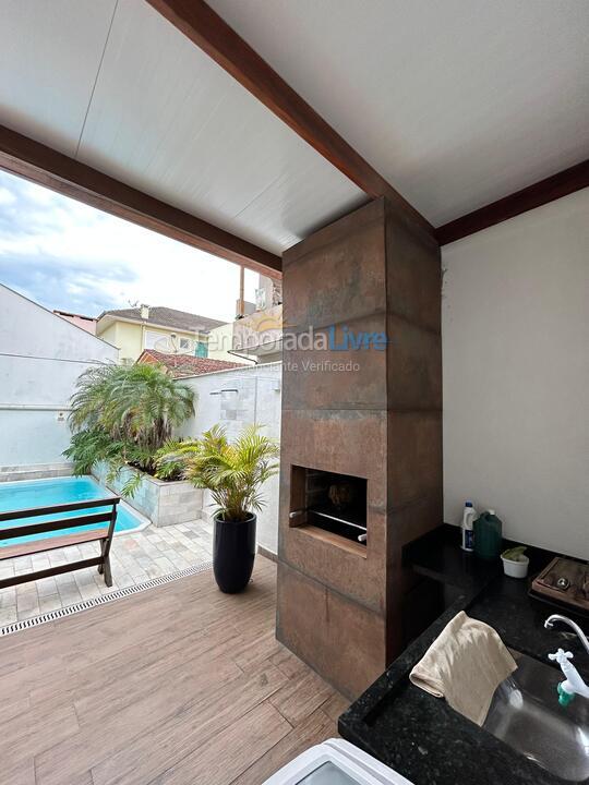 House for vacation rental in São Francisco do Sul (Enseada)