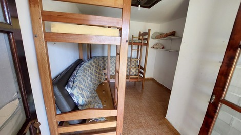 Hermosa Casa con Piscina y Salón de Juegos y Está Cerca de la Playa