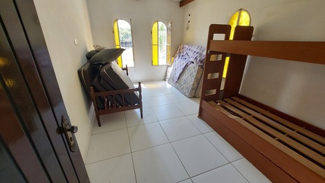 Hermosa Casa con Piscina y Salón de Juegos y Está Cerca de la Playa