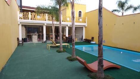 Hermosa Casa con Piscina y Salón de Juegos y Está Cerca de la Playa