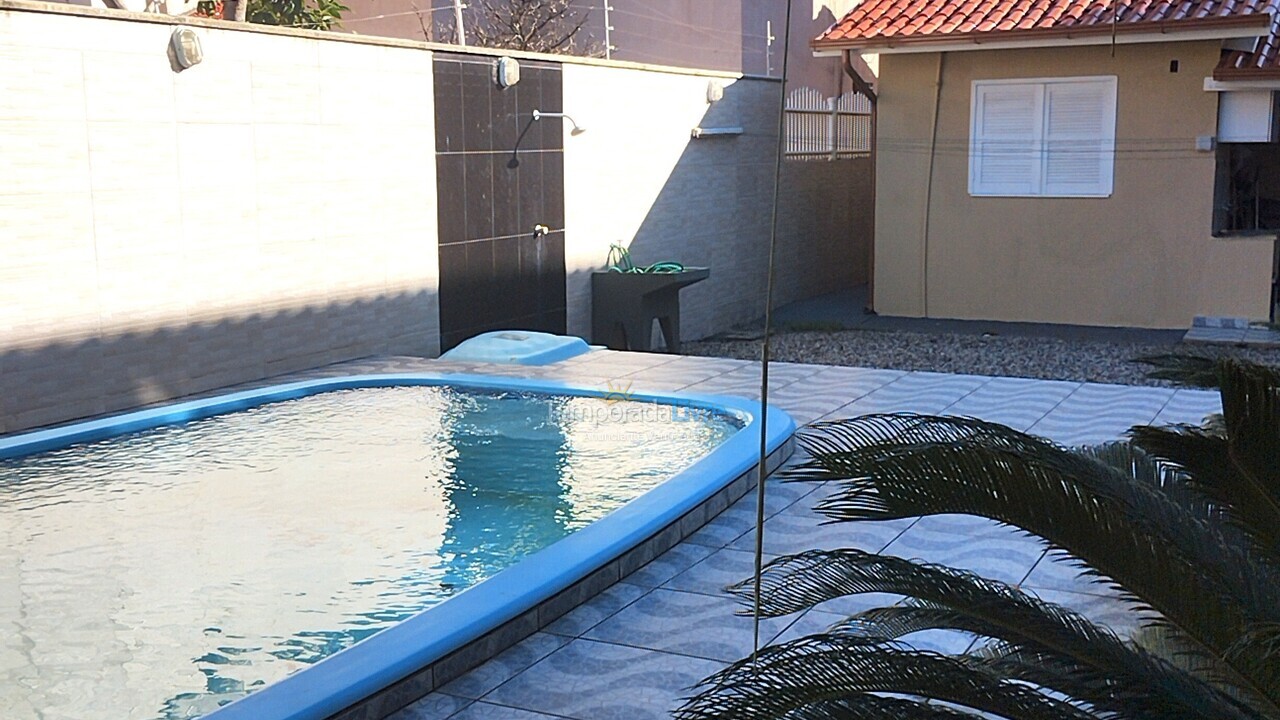 Casa para aluguel de temporada em Florianopolis (Canasvieiras)