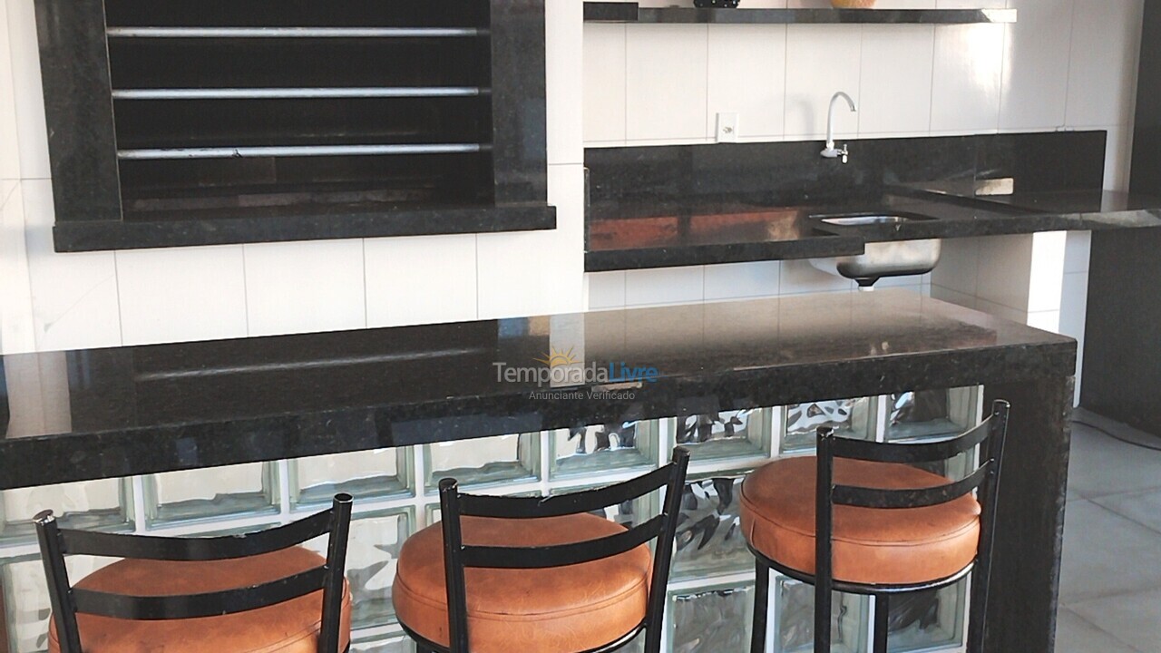 Casa para aluguel de temporada em Florianopolis (Canasvieiras)