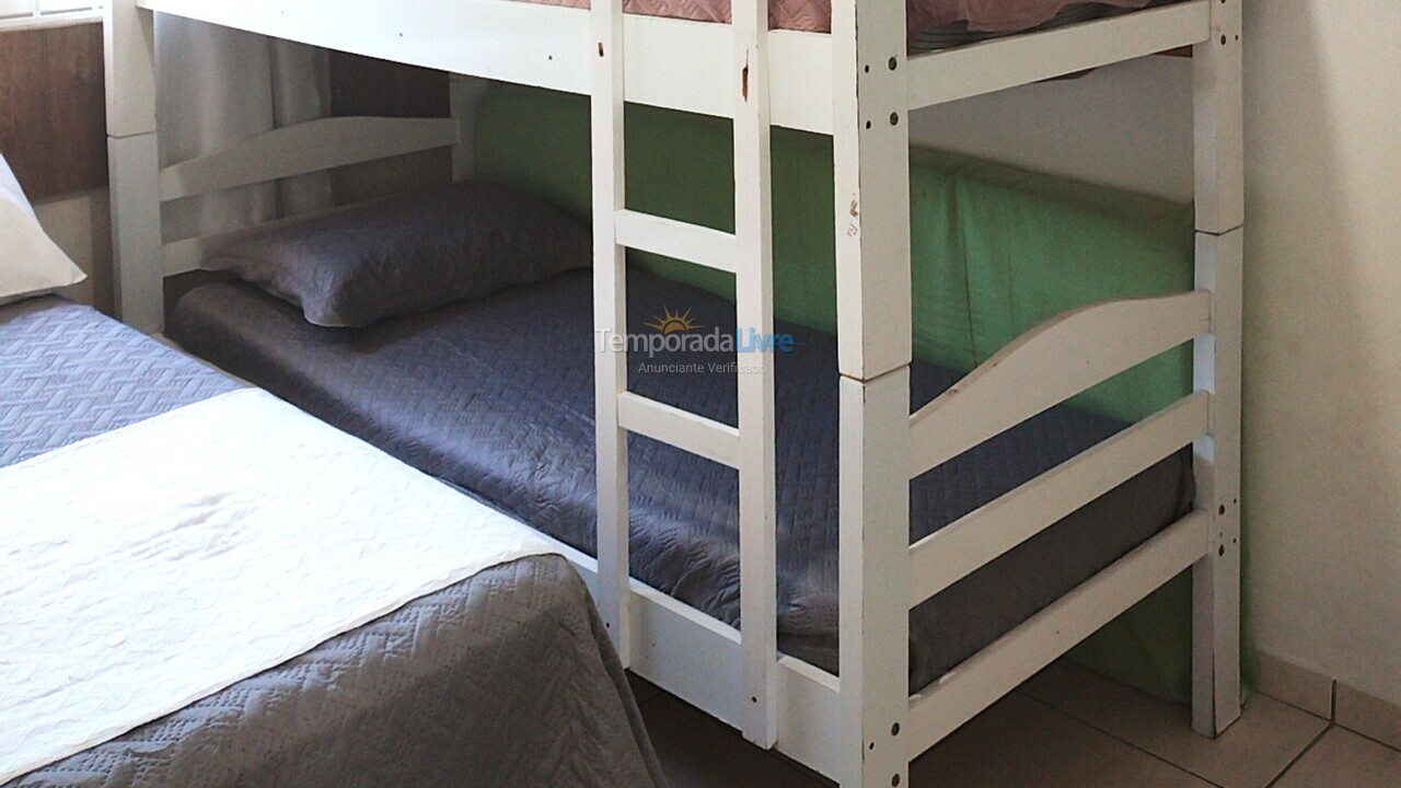 Casa para aluguel de temporada em Florianopolis (Canasvieiras)