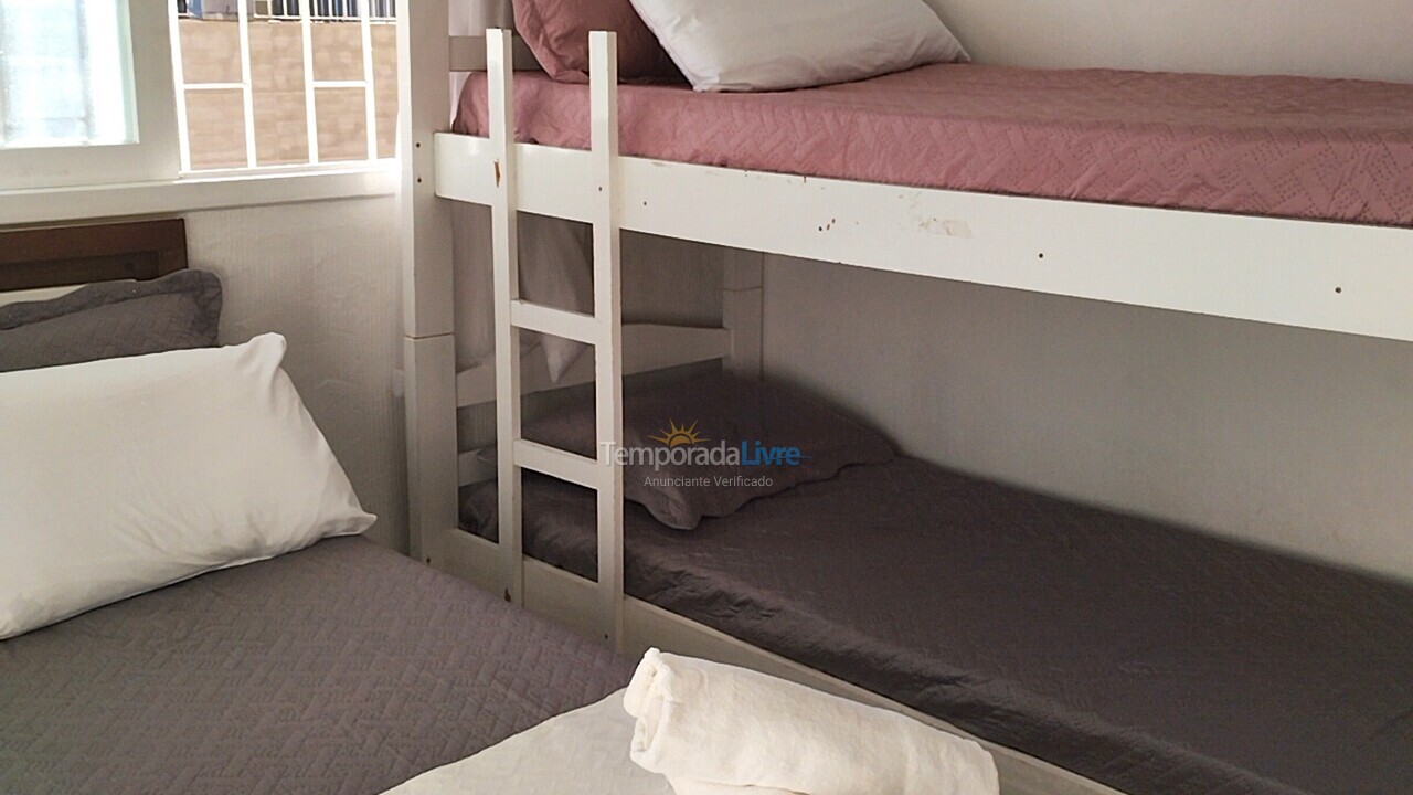 Casa para aluguel de temporada em Florianopolis (Canasvieiras)