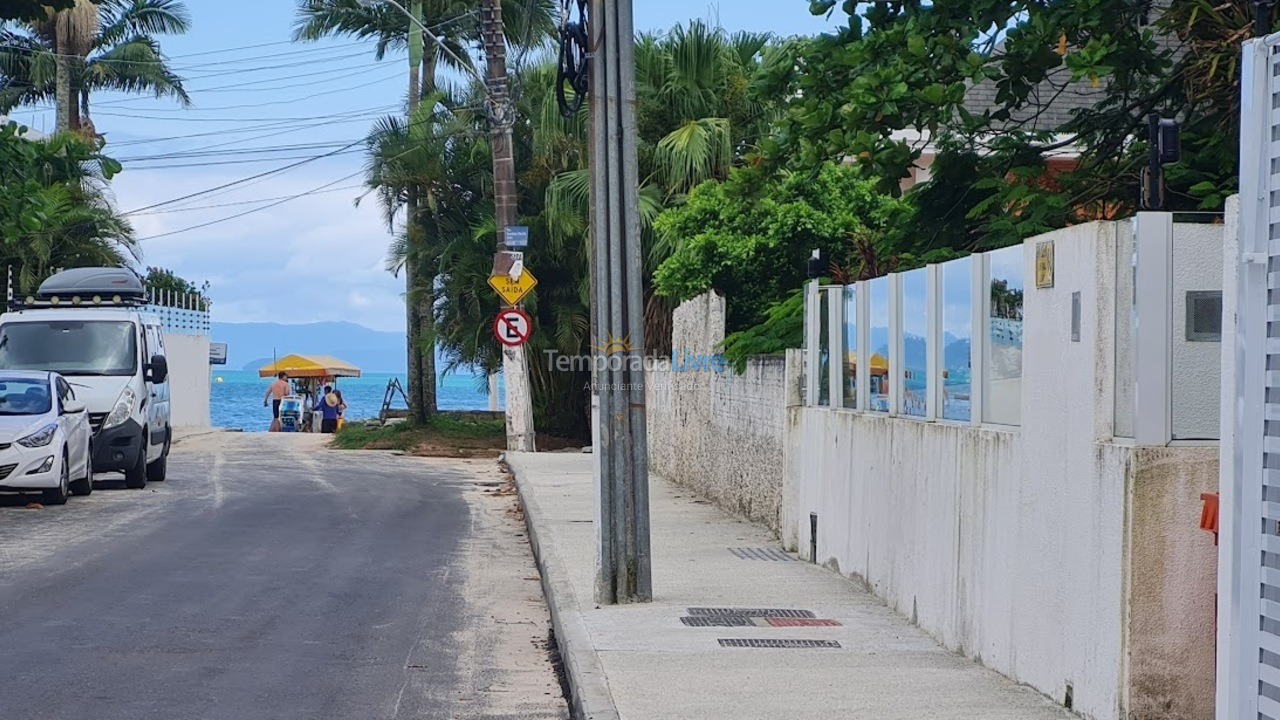 Apartment for vacation rental in Florianópolis (Cachoeira do Bom Jesus)