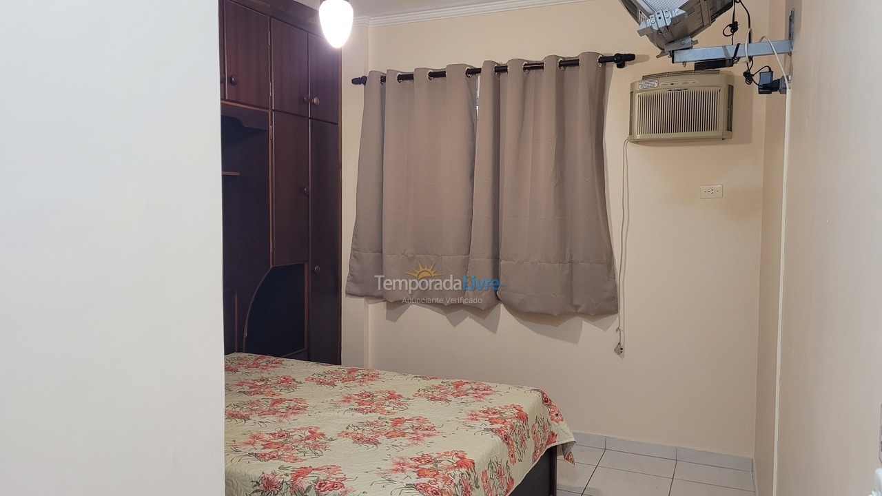 Apartamento para aluguel de temporada em Praia Grande (Vila Tupi)