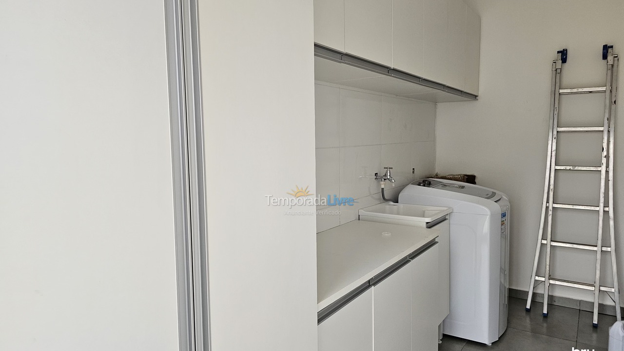 Casa para aluguel de temporada em Arandu (Riviera de Sta Cristina Represa Jurumirim)