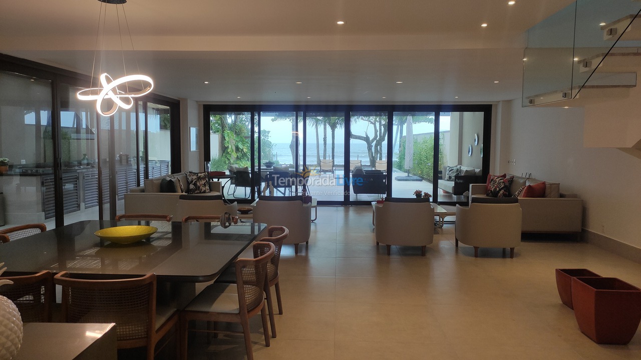 Casa para aluguel de temporada em São Sebastião (Praia do Engenho)